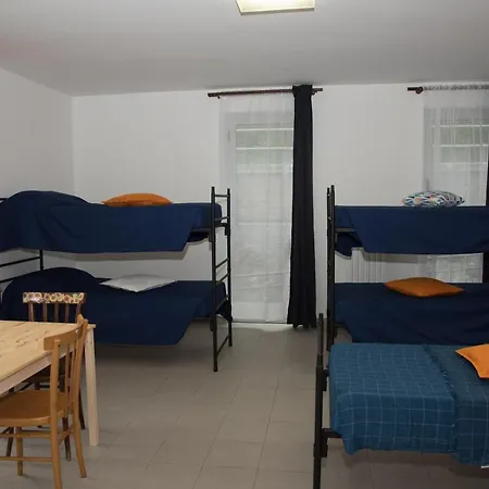 Auberge de jeunesse Il Castagno *